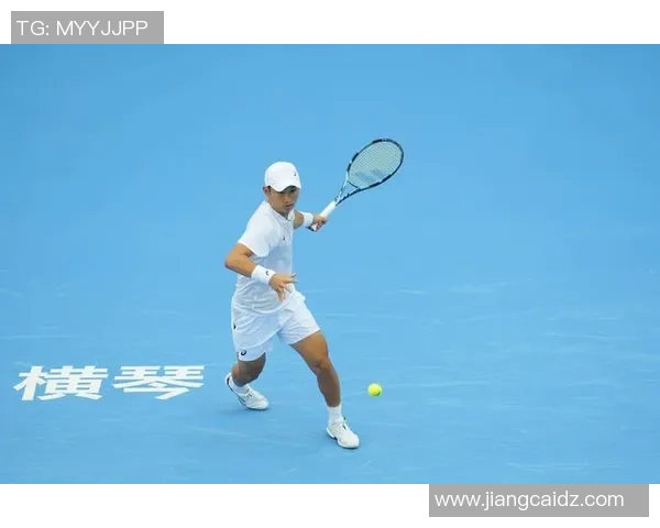 南京网球队在全国网球耐力排名中创下历史新高引发广泛关注与赞誉 南京网球队在全国网球耐力排名中创下历史新高引发广泛关注与赞誉