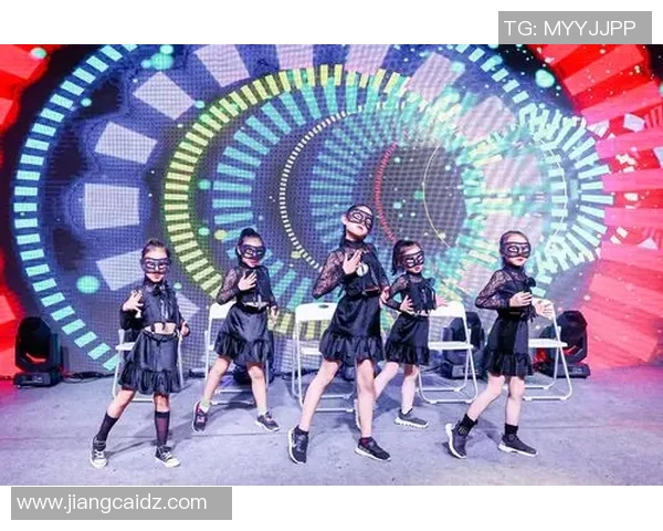 全国街舞大赛特别报道:西安极限运动队如何从默默无闻到闪耀舞台的成长历程 全国街舞大赛特别报道:西安极限运动队如何从默默无闻到闪耀舞台的成长历程